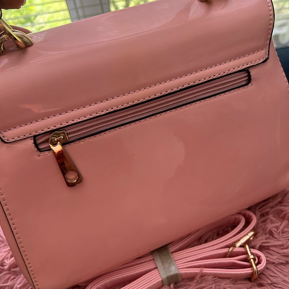 Elegant Pink Handbag - Picture 3 of 5